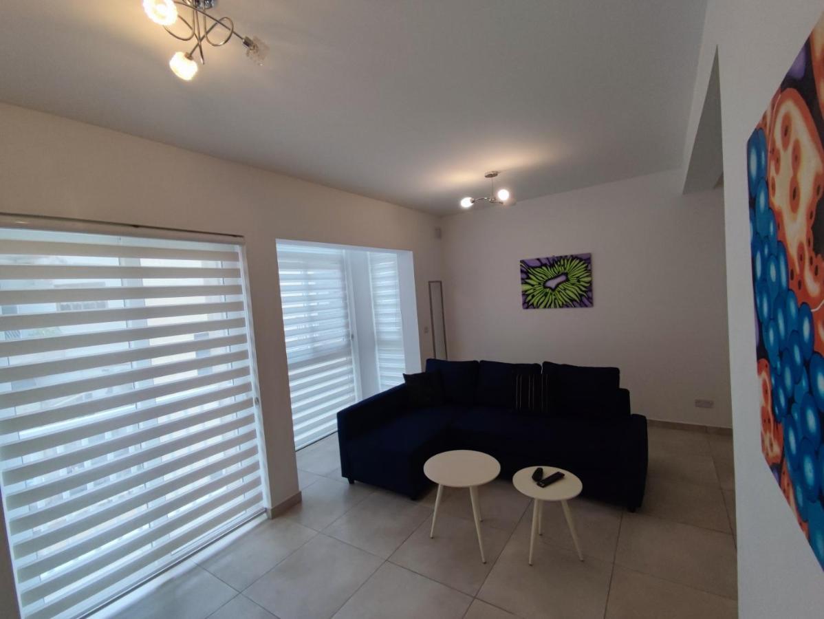 Modern Apartment In Gzira Exterior foto